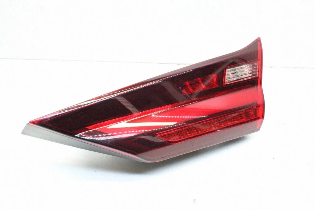 Tailgate rear/tail lights 7450652