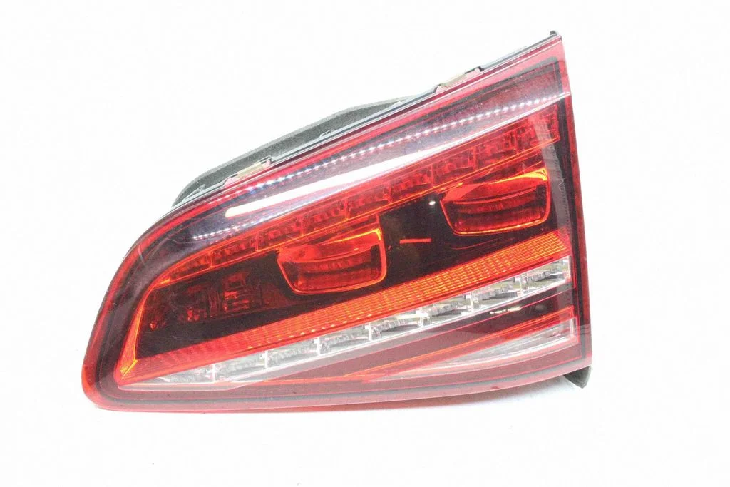 Lampa tylna w klapie – Volkswagen e-Golf (2014-)