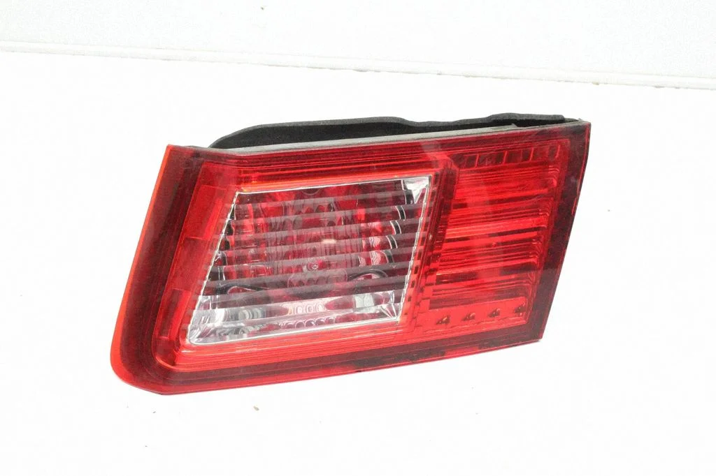 Tailgate rear/tail lights – Honda Accord (2008-2016)
