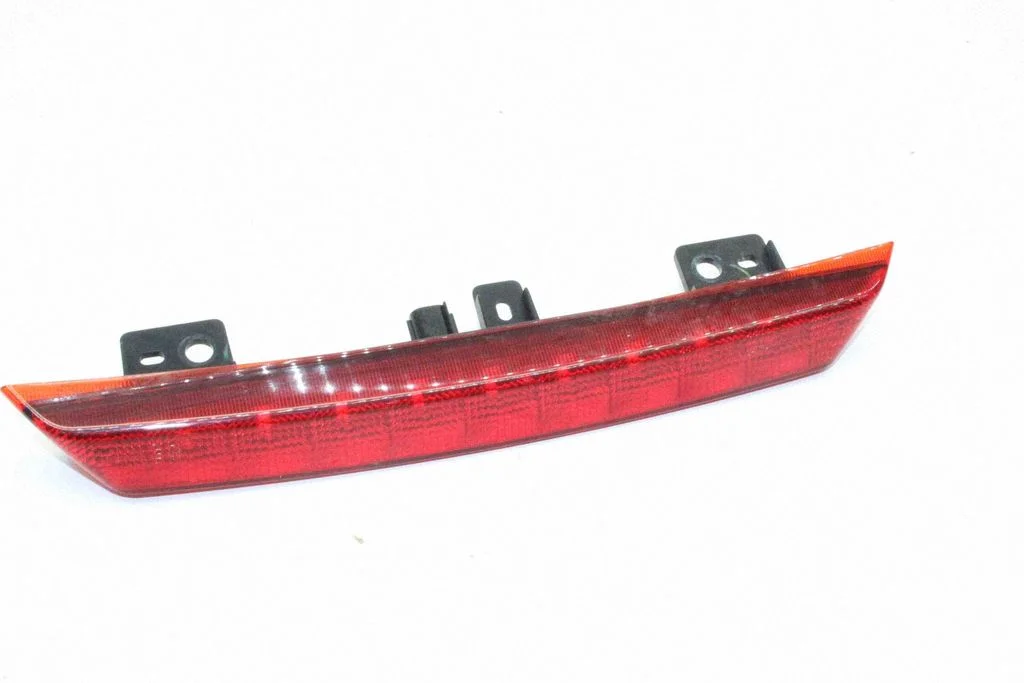 Third/center stoplight – Mazda 3 III (2014-2018)