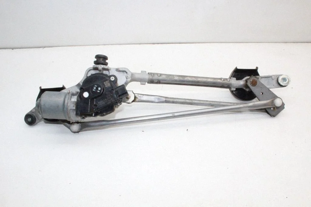 Front wiper linkage and motor 86511AL000