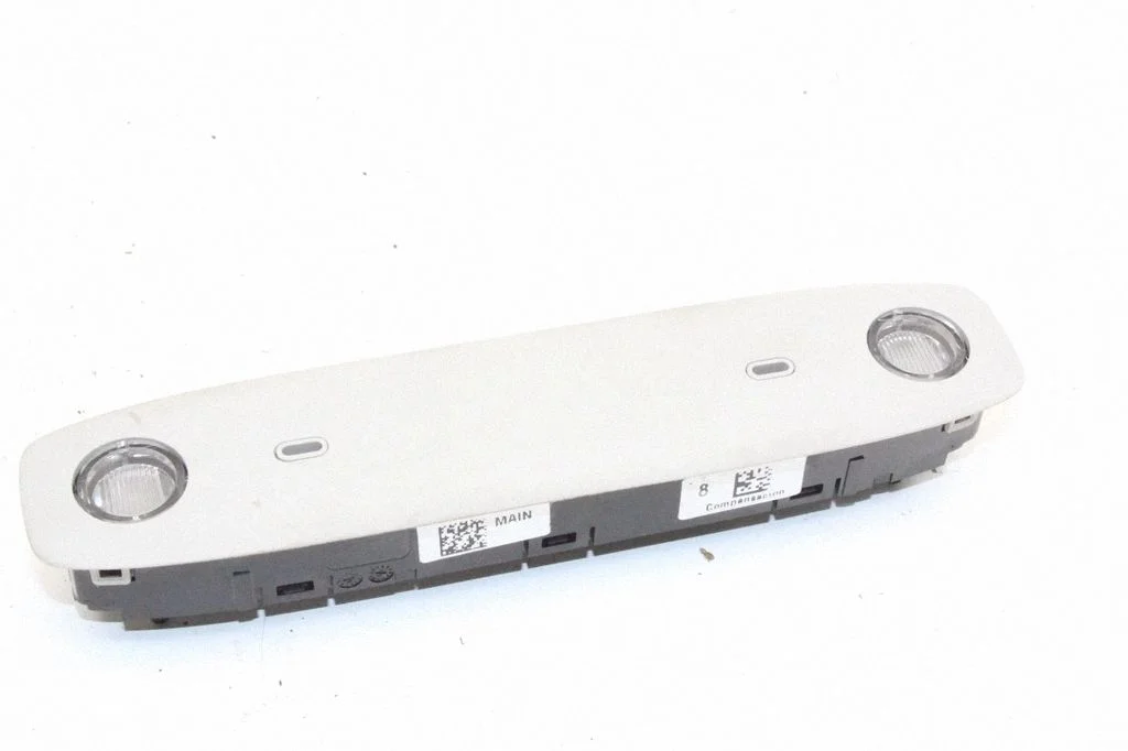 Front seat light – Tesla Model 3 (2017-)