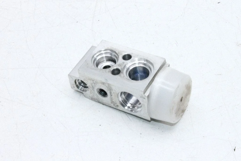 Air conditioning (A/C) expansion valve – KIA Niro (2016-2022)