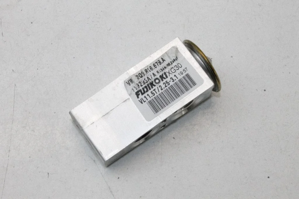 Kliimaseadme paisumisventiil 2Q2816103A