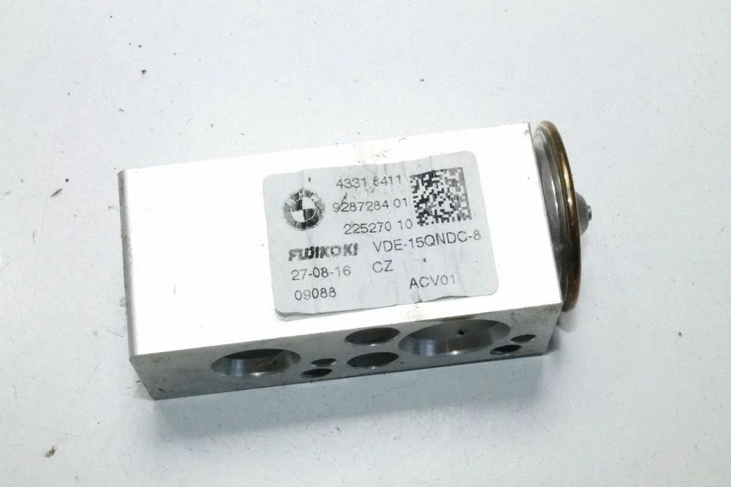 Air conditioning (A/C) expansion valve 9287284