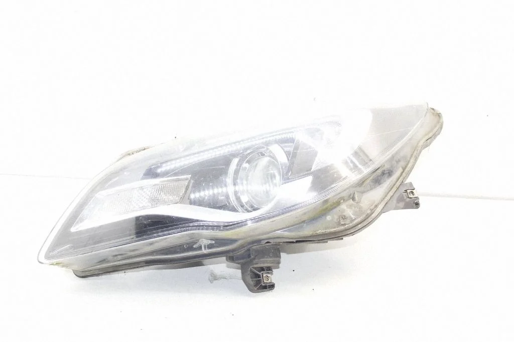 Headlight/headlamp – Opel Insignia A (2008-2017)