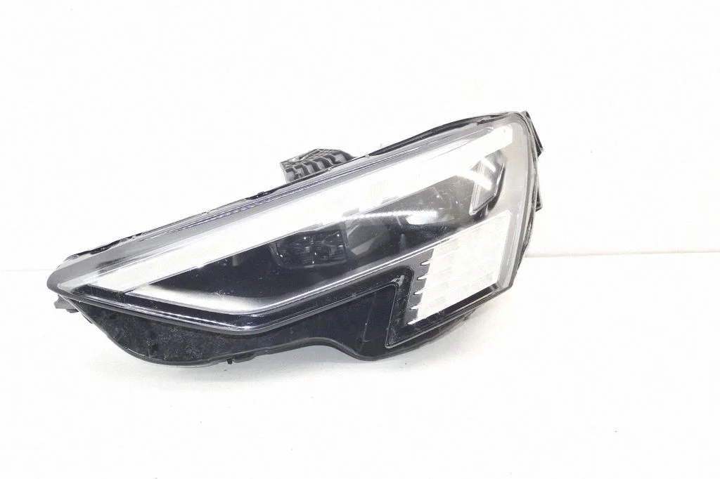 Reflektor – Audi A3 8Y (2020-)