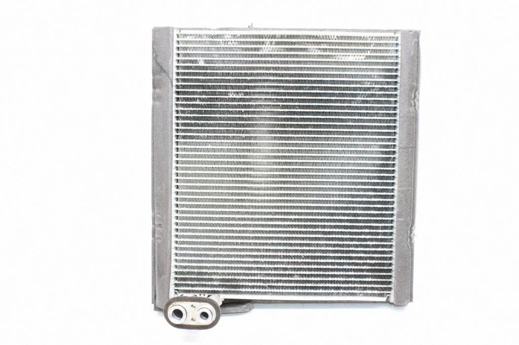 Kliimaseadme radiaator (salongis)