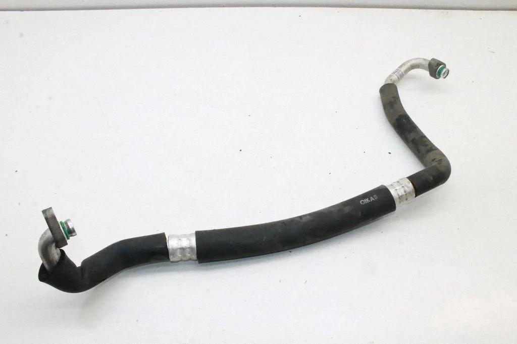 Air conditioning (A/C) pipe/hose