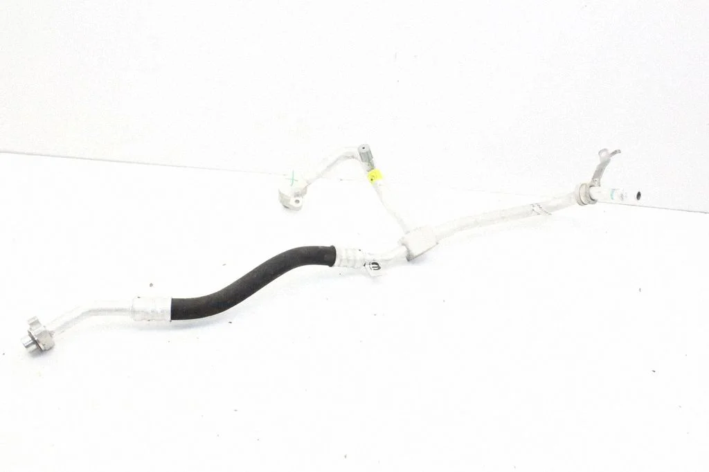 Air conditioning (A/C) pipe/hose 52139555