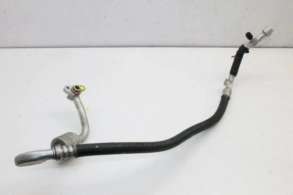 Air conditioning (A/C) pipe/hose