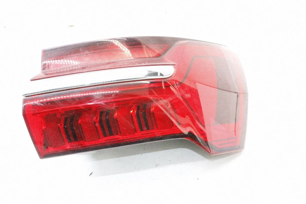 Lampa tylna w błotniku – Audi A6 C7 (2011-)