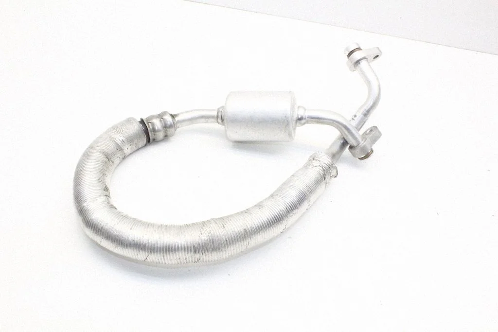 Air conditioning (A/C) pipe/hose 9571076S00