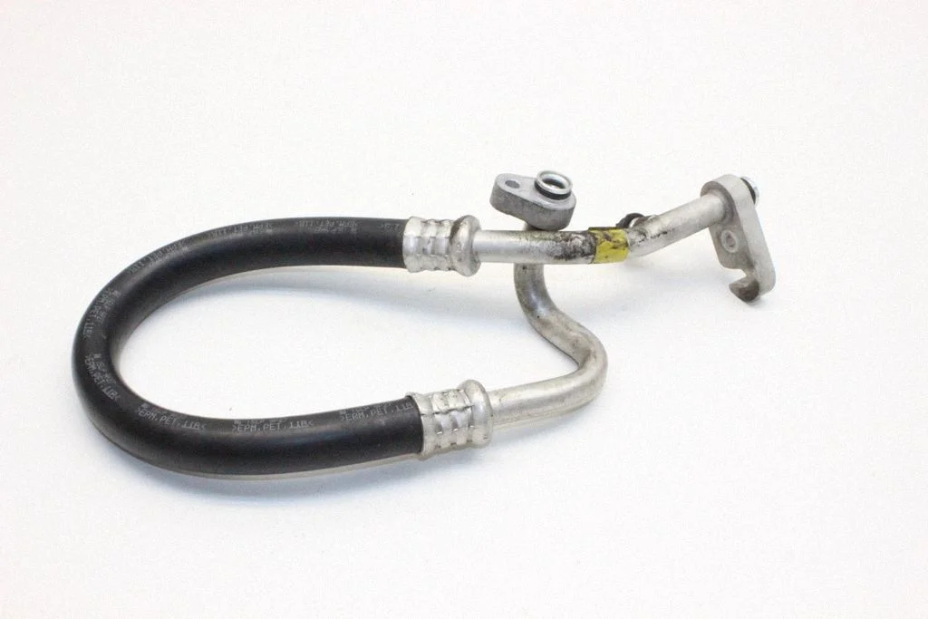 Air conditioning (A/C) pipe/hose