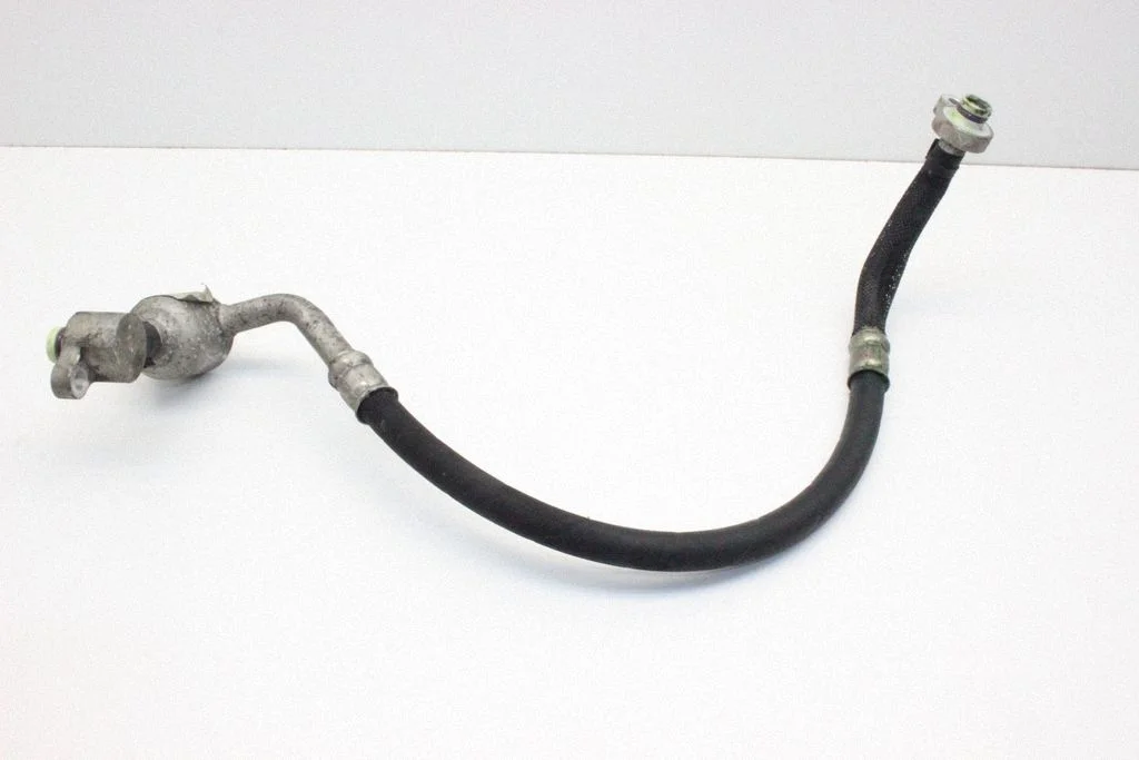 Air conditioning (A/C) pipe/hose BJ3219N601CC