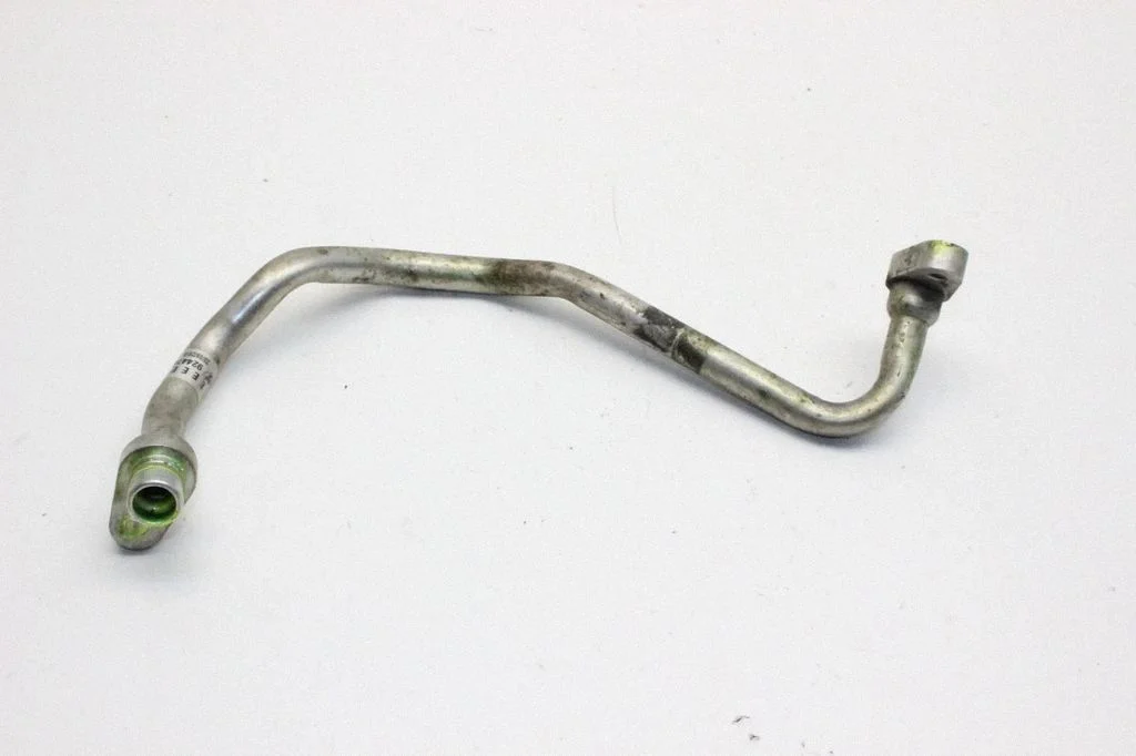 Air conditioning (A/C) pipe/hose – Nissan Qashqai (2014-2016)