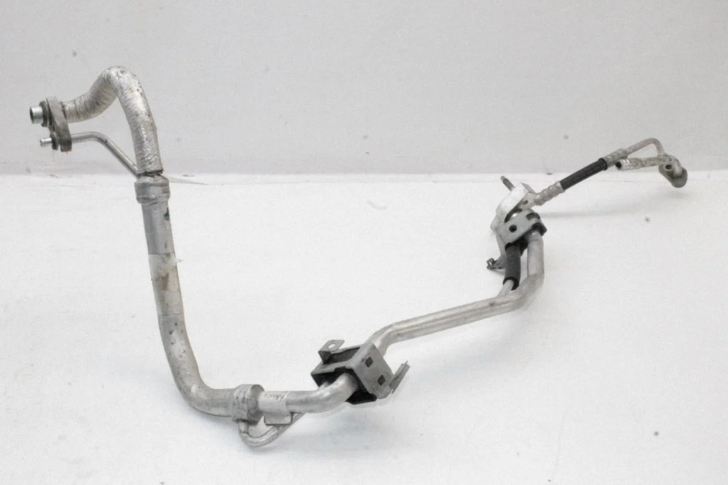 Air conditioning (A/C) pipe/hose FV4119A834MA