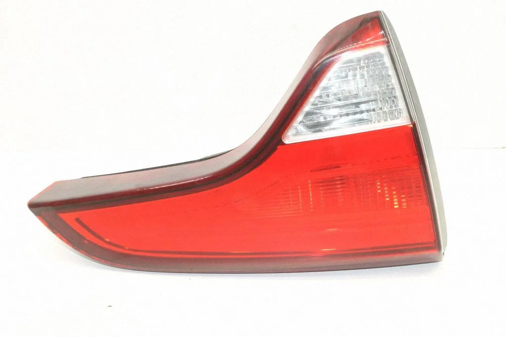 Tailgate rear/tail lights – left