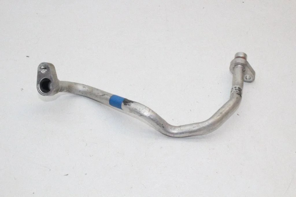 Air conditioning (A/C) pipe/hose – Nissan Qashqai (2014-2016)