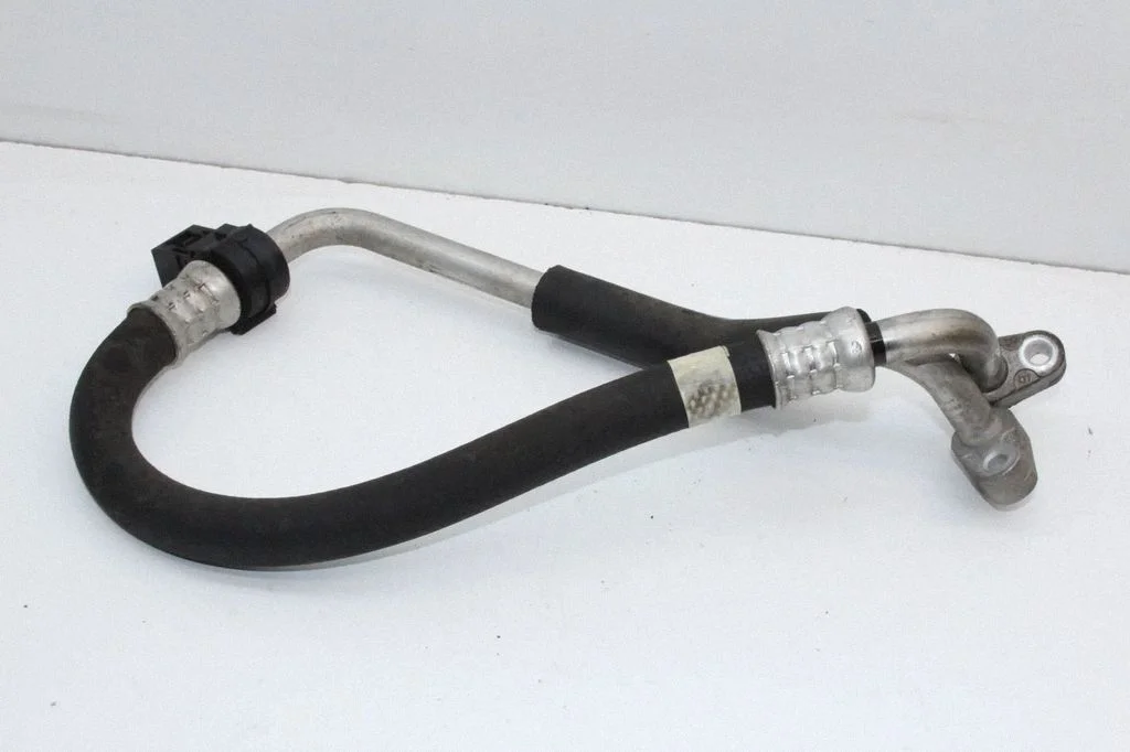 Air conditioning (A/C) pipe/hose