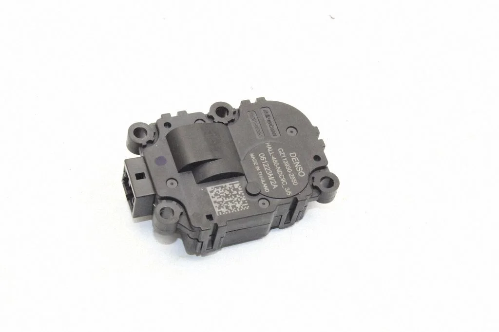 Air flap motor/actuator – BMW 7 Series G70 (2022-)