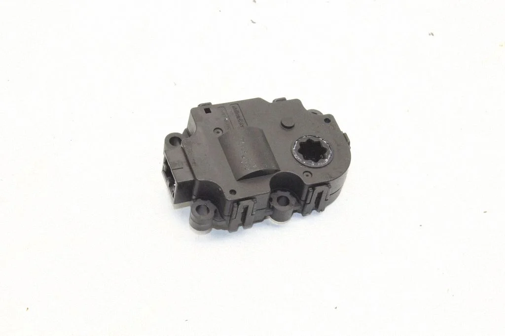 Air flap motor/actuator – BMW 7 Series G70 (2022-)