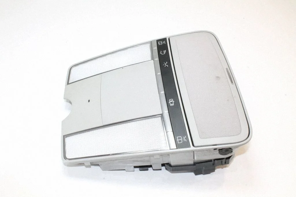 Front seat light – Mercedes-Benz S-Class W221 (2005-2013)