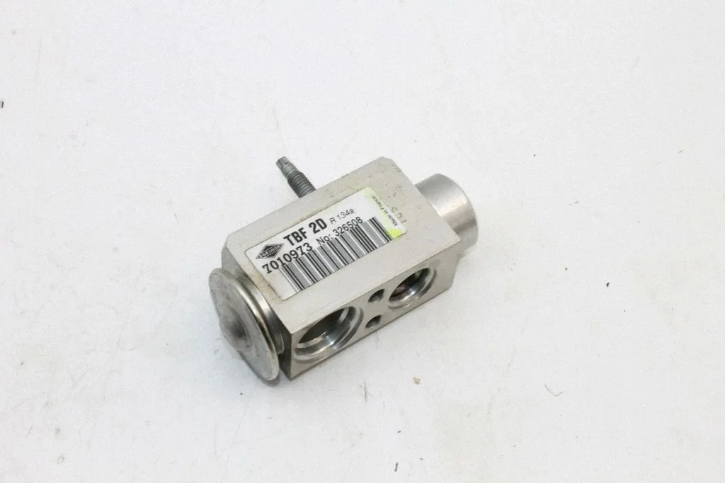 Air conditioning (A/C) expansion valve – Land Rover Range Rover Evoque L538 (2011-2018)