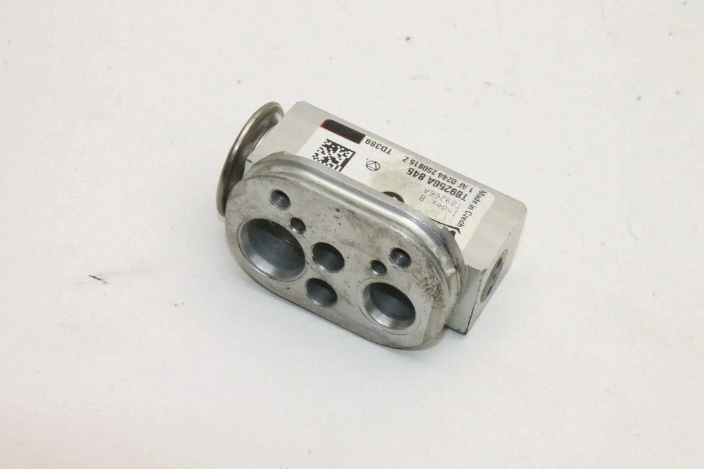 Zawór rozprężny klimatyzacji T89256A
