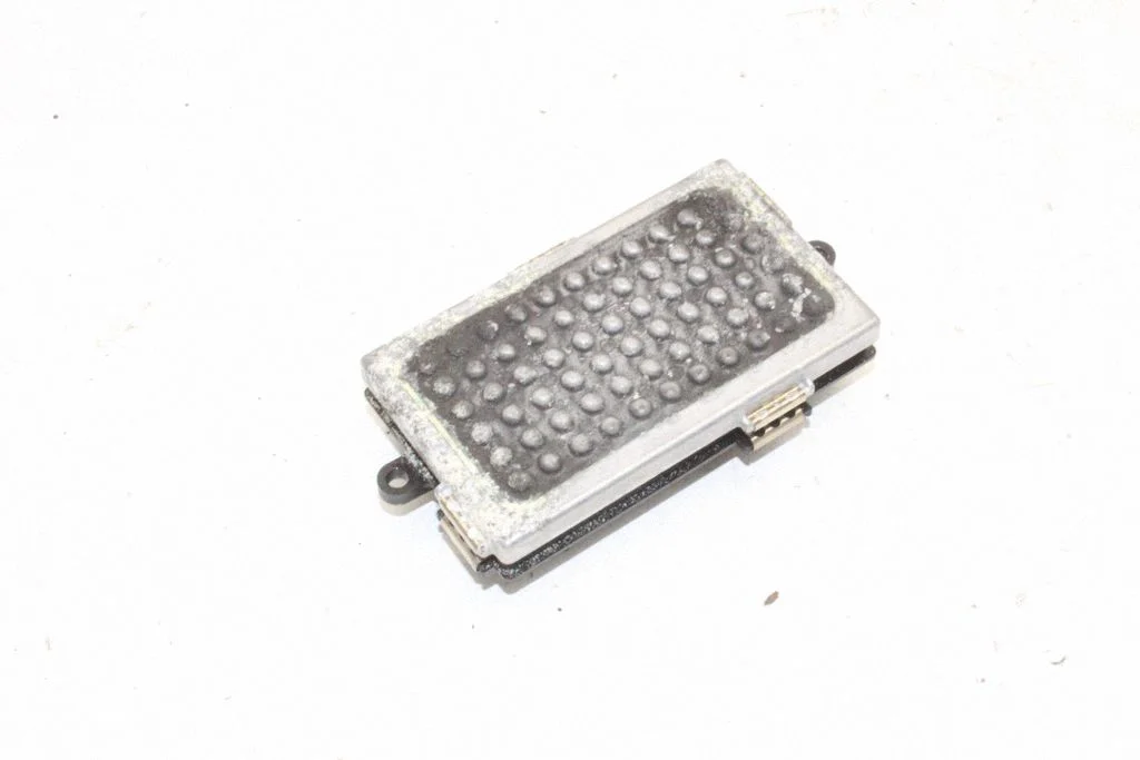 Heater blower motor/fan resistor – BMW 7 Series F01 F02 F03 F04 (2008-2016)