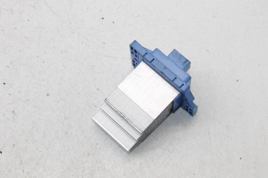 Heater blower motor/fan resistor
