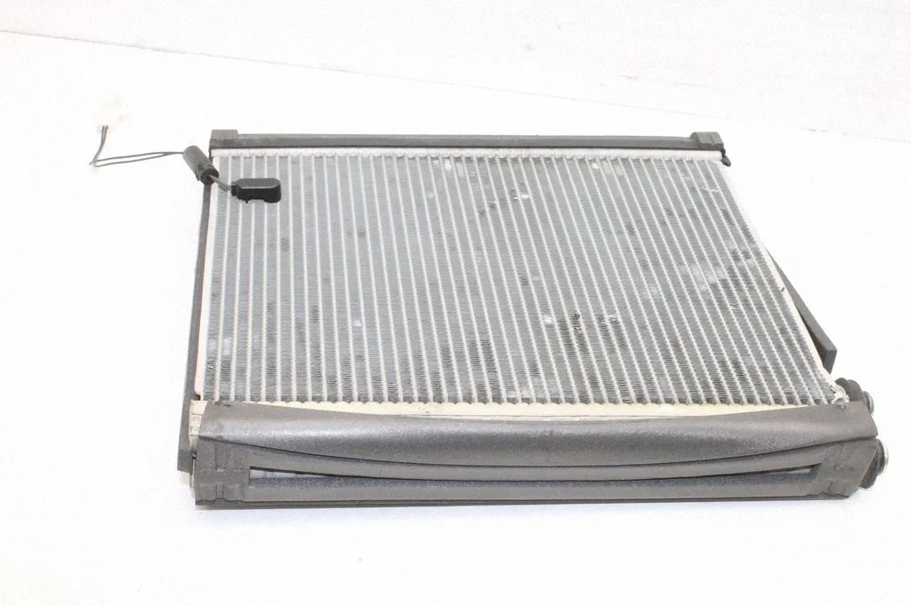 Salongi küttekeha radiaator – Jaguar XF X250 (2007-2015)