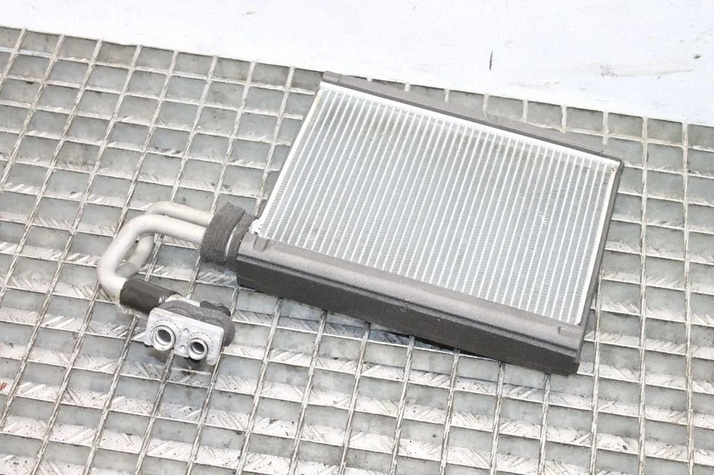 Salongi küttekeha radiaator