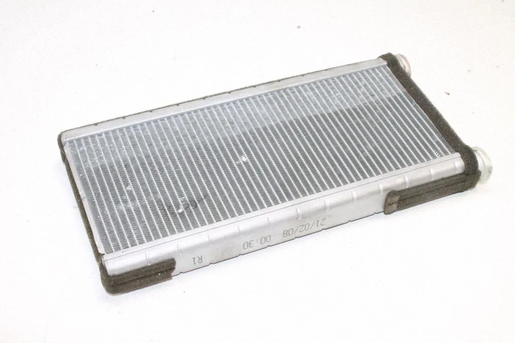 Krāsniņas radiators – Jaguar XF X250 (2007-2015)