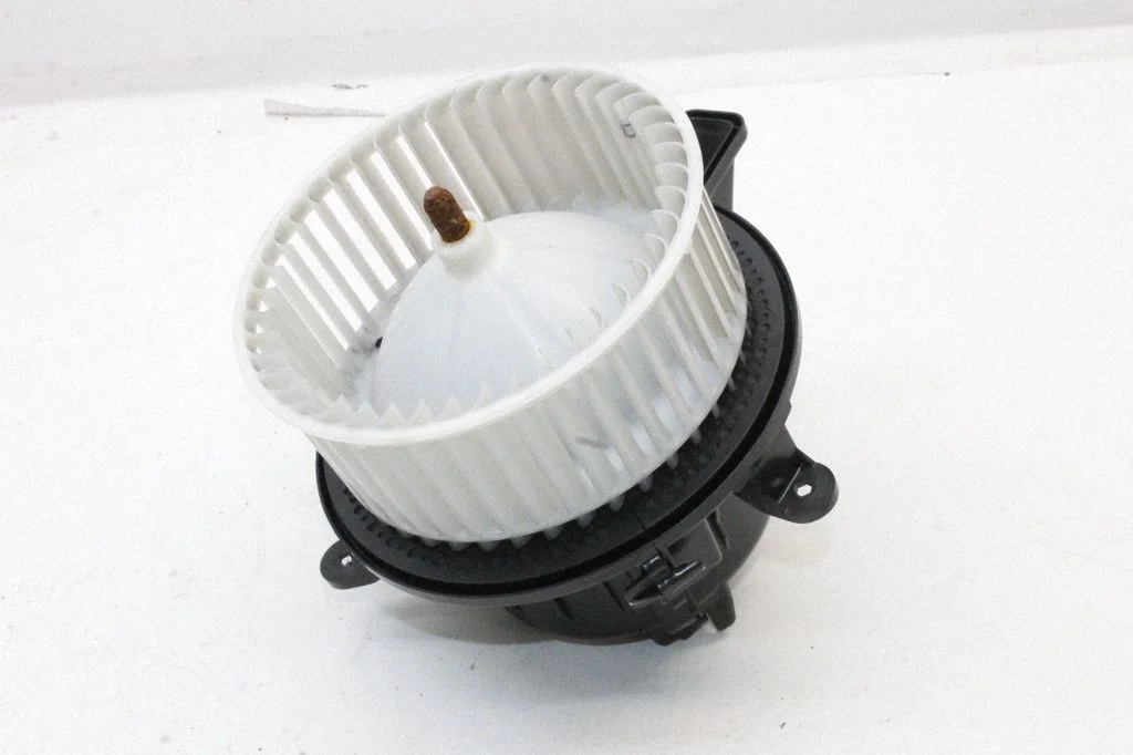 Heater fan/blower – Volkswagen Cross Polo (2009-2018)
