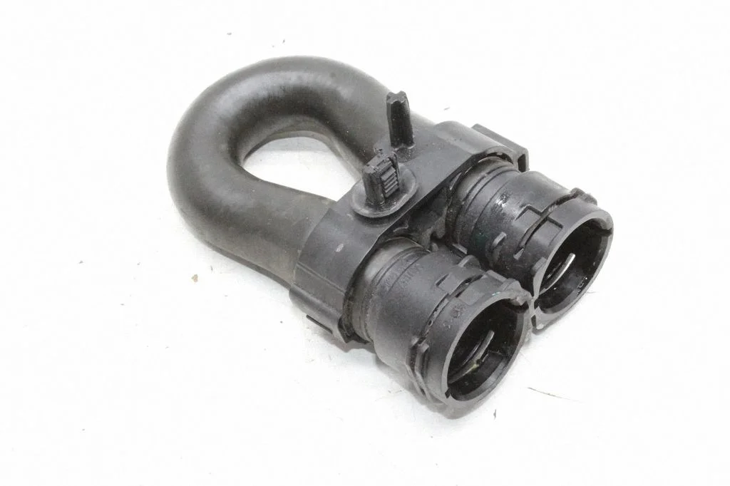 Motora dzesēšanas caurule (-es)/šļūtene (-es) 32339216