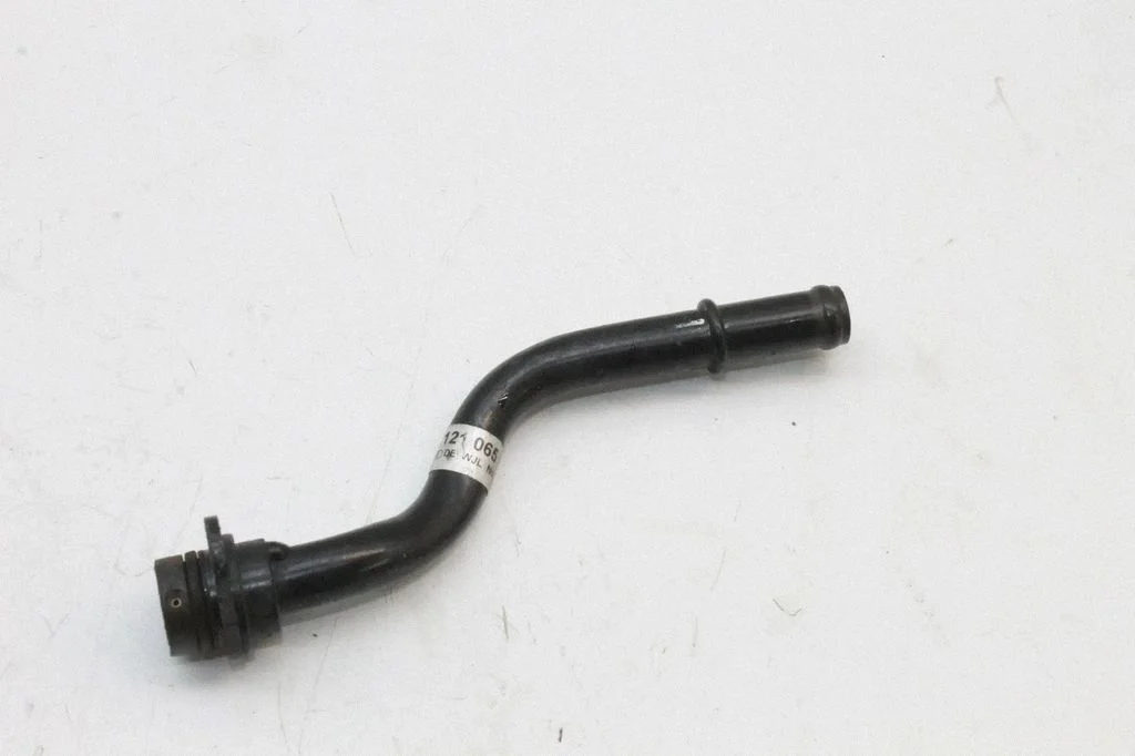 Mootori jahutusvedeliku toru / voolik – Audi A3 S3 8V (2013-2019)