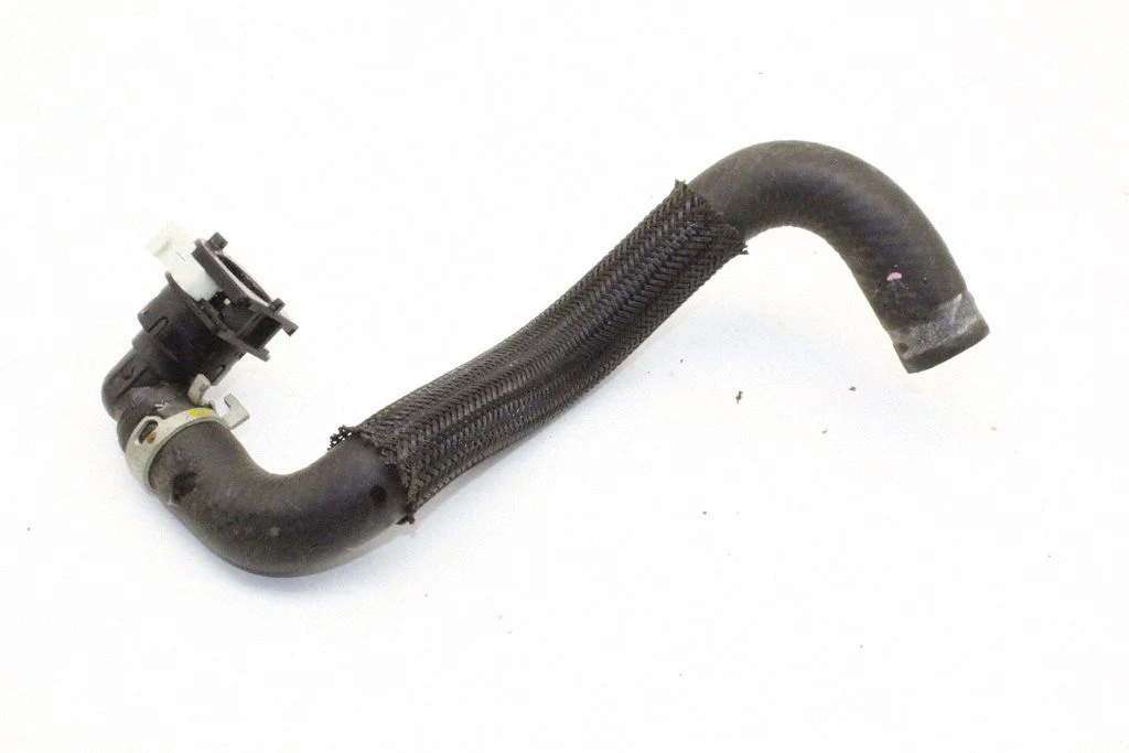 Engine coolant pipe/hose – Lexus UX (2018-)