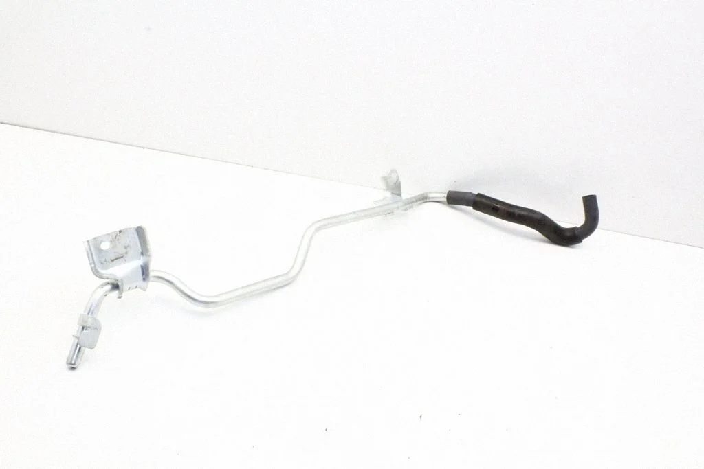 Engine coolant pipe/hose – Lexus UX (2018-)
