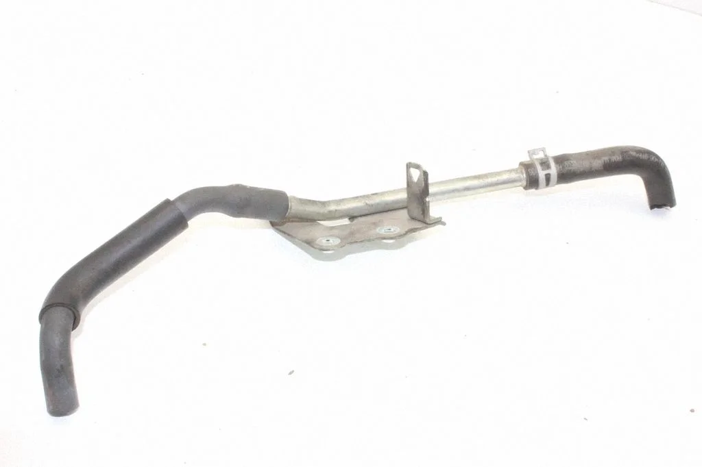 Engine coolant pipe/hose – Toyota Prius (XW50) (2015-2023)