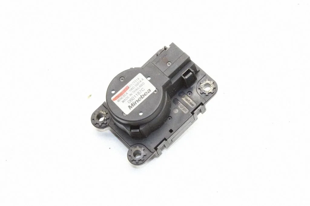 Silniczek klapki nawiewu CSA512T014