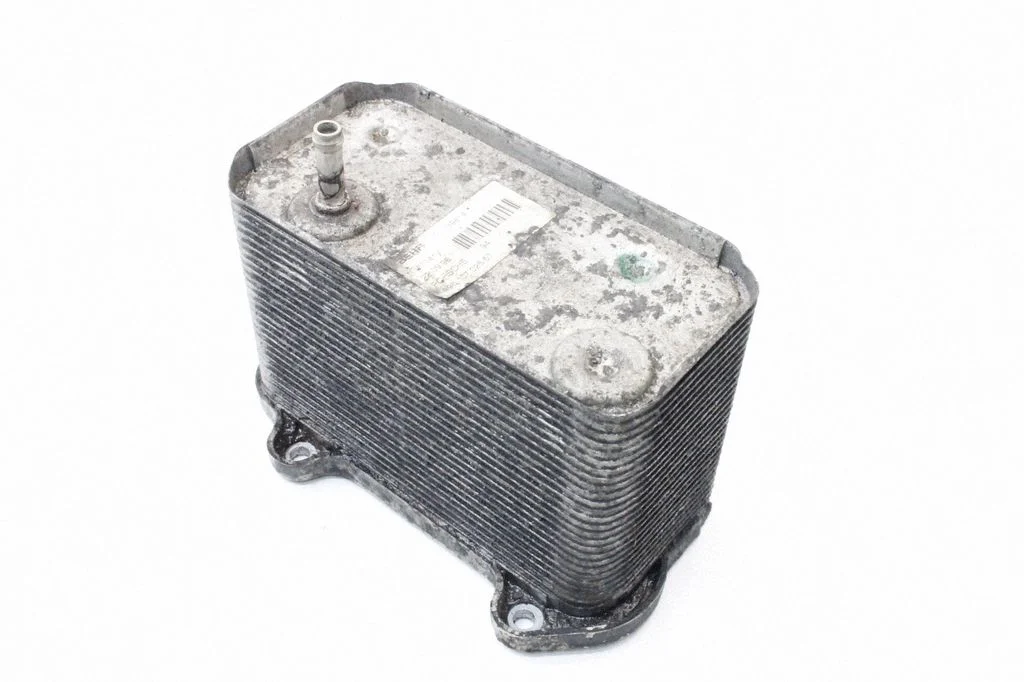 Motora eļļas radiators 99610702557