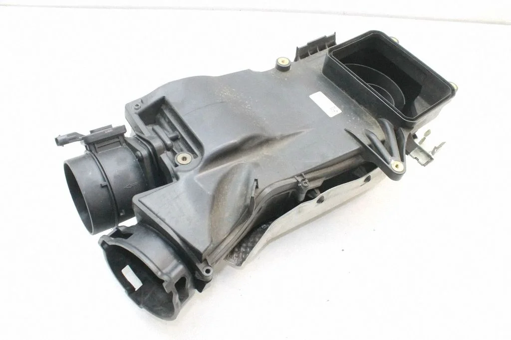 Gaisa filtra korpuss – Mercedes-Benz C klase W205 (2014-2021)
