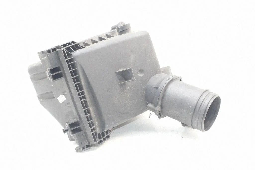 Õhufiltri korpus – Audi A4 S4 B6 8E 8H (2001-2005)