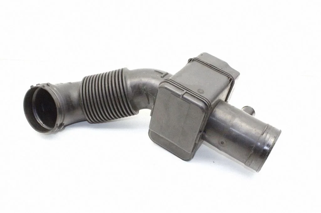 Air intake duct part – Land Rover Range Rover Sport L494 (2013-)