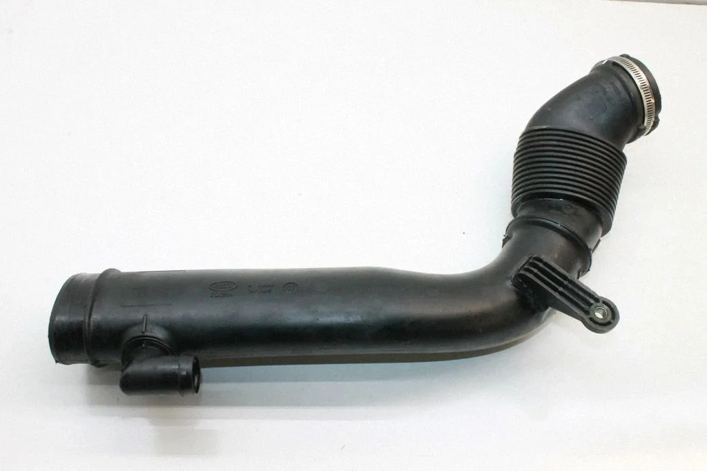 Air intake duct part – Land Rover Range Rover Evoque L538 (2011-2018)