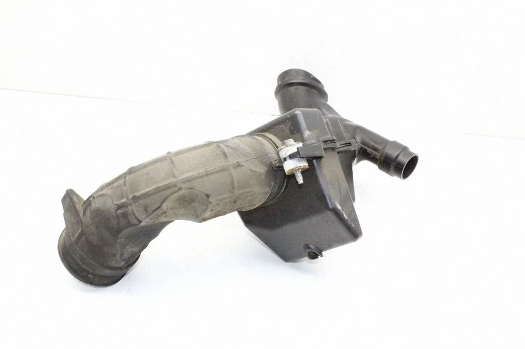 Air intake duct part – Honda CR-V (2007-2012)