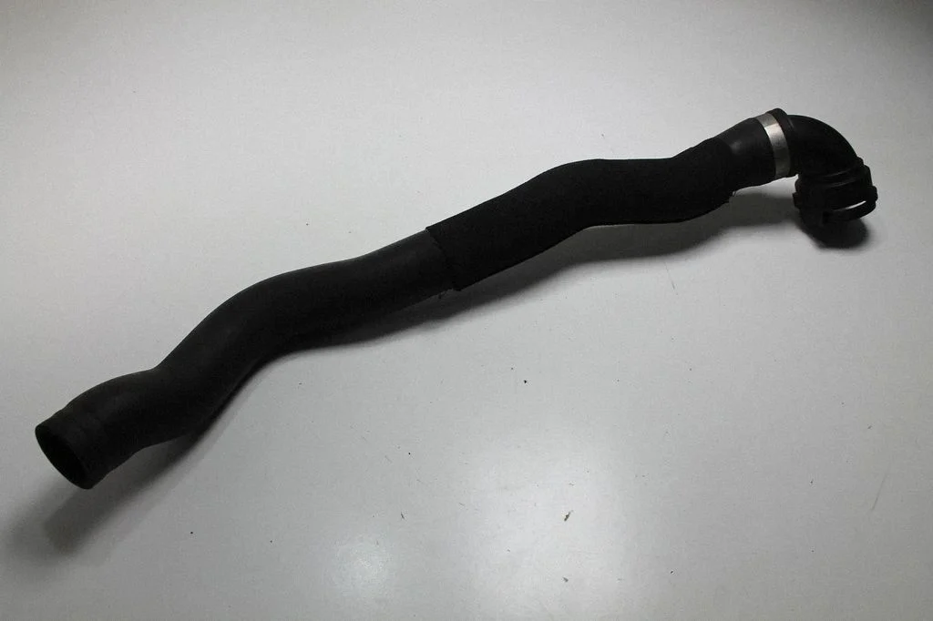 Šļūtene (-es)/ caurule (-es) – Volkswagen Passat CC (2008-2016)