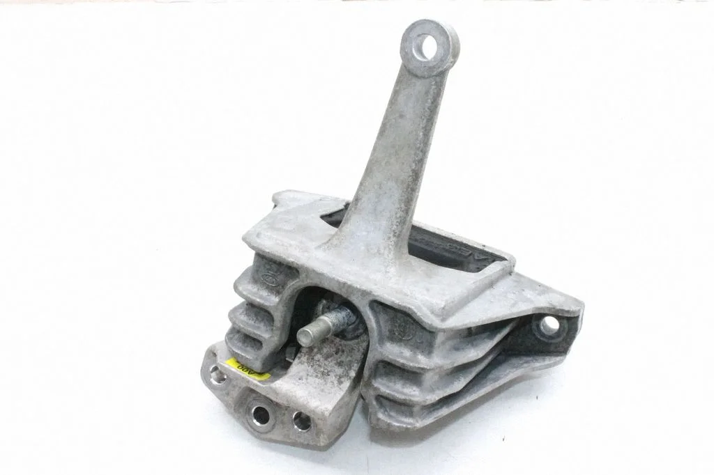 Engine mount bracket – KIA Niro (2016-2022)