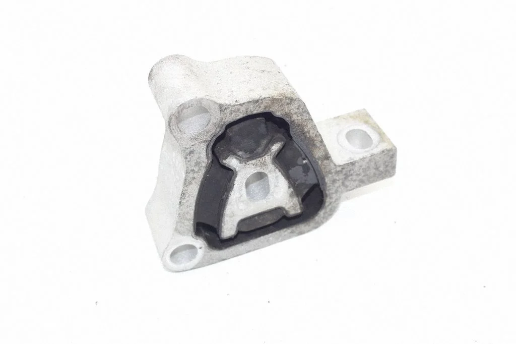 Engine mount bracket – Mercedes-Benz Sprinter W907 W910 (2018-)